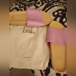 Beek sandals size 10 pink and beige